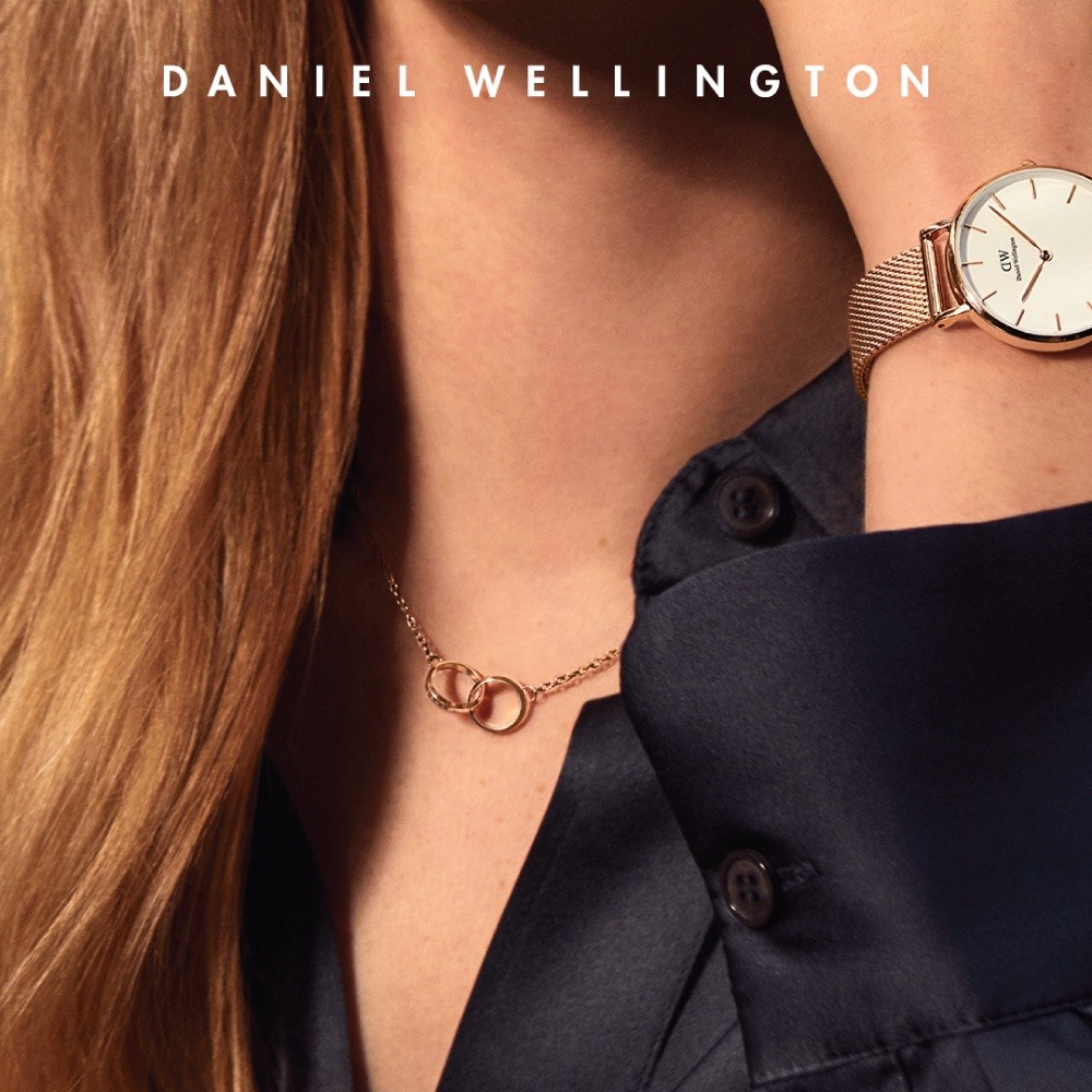 (ทักแชทรับโค้ด) (ทักแชทรับโค้ด) Daniel Wellington สร้อยคอ ELAN UNITY NECKLACE สีโรสโกลด์